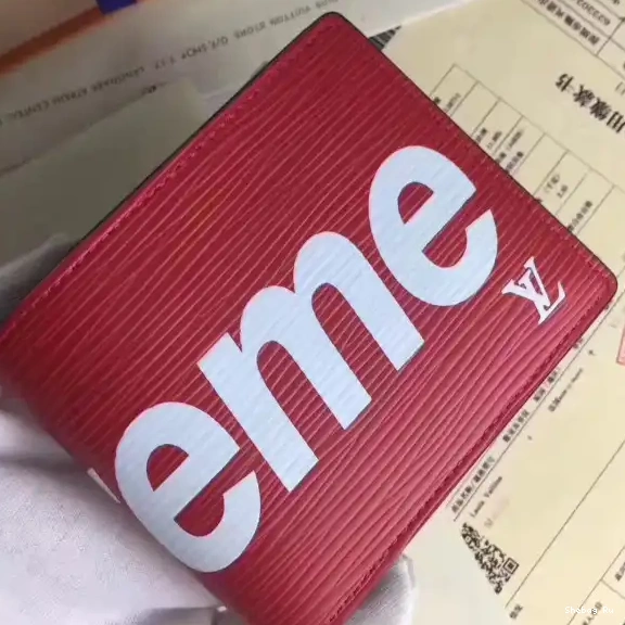 pocket Louis supreme wallet Vuitton 0707